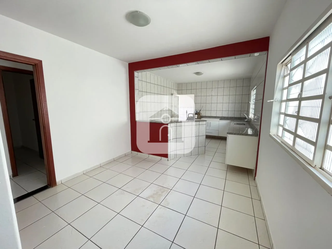 Alugar Casa / Padr&atilde;o em Uberl&acirc;ndia R$ 2.700,00 - Foto 3