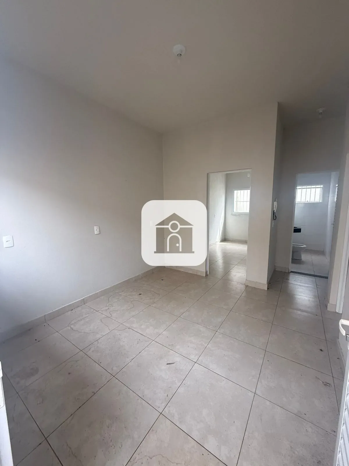 Alugar Casa / Col&ocirc;nia em Araguari R$ 900,00 - Foto 2