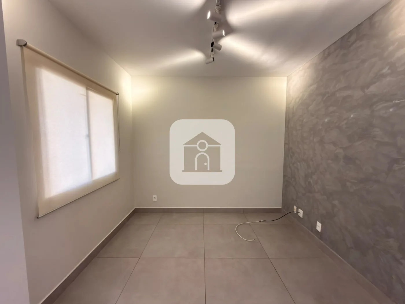 Alugar Casa / Condom&iacute;nio ou Loteamento Fechado em Uberl&acirc;ndia R$ 4.500,00 - Foto 14