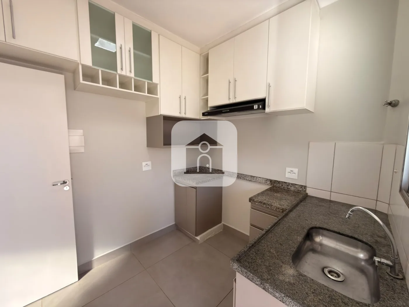 Alugar Casa / Condom&iacute;nio ou Loteamento Fechado em Uberl&acirc;ndia R$ 4.500,00 - Foto 5