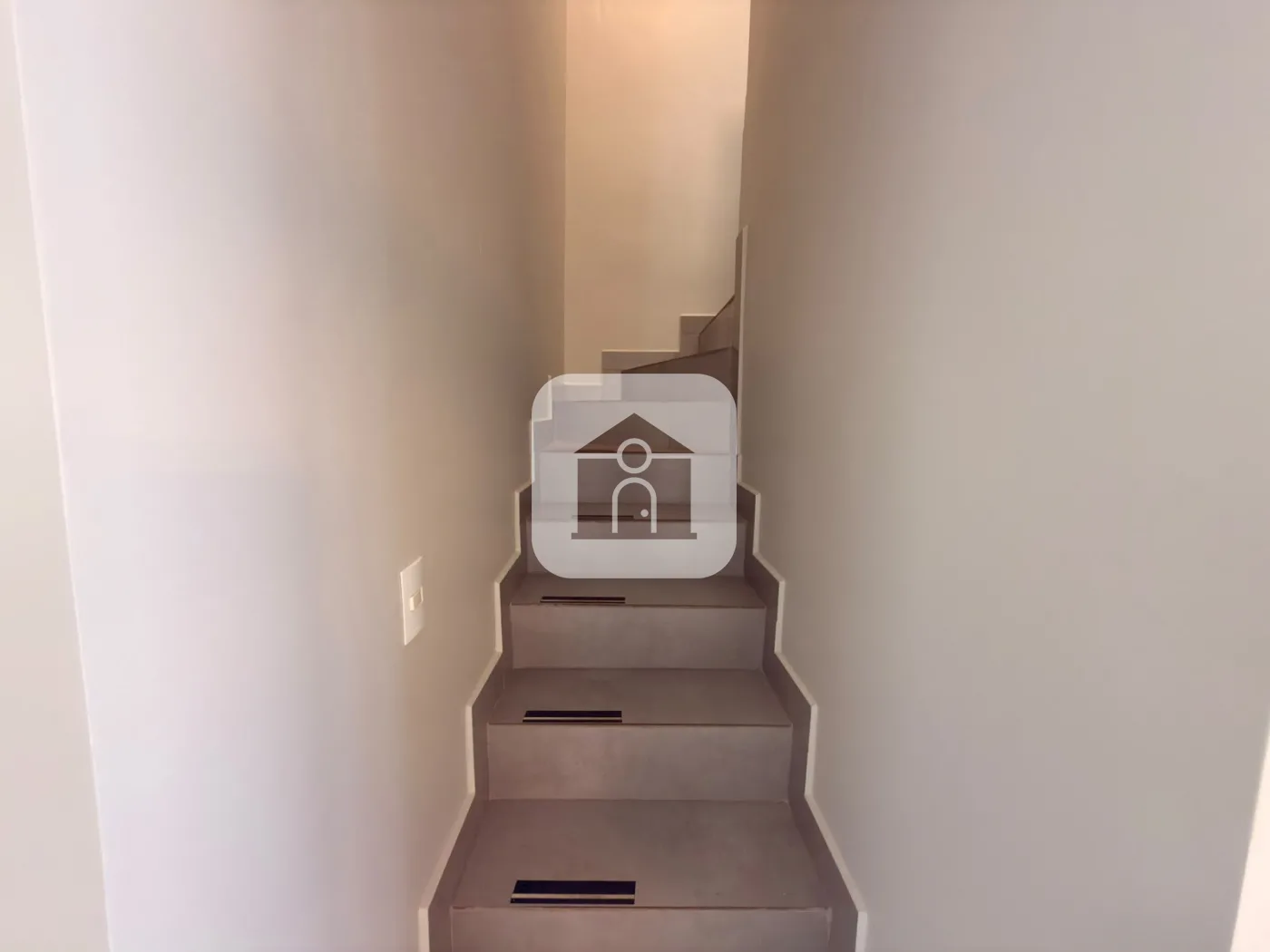 Alugar Casa / Condom&iacute;nio ou Loteamento Fechado em Uberl&acirc;ndia R$ 4.500,00 - Foto 6