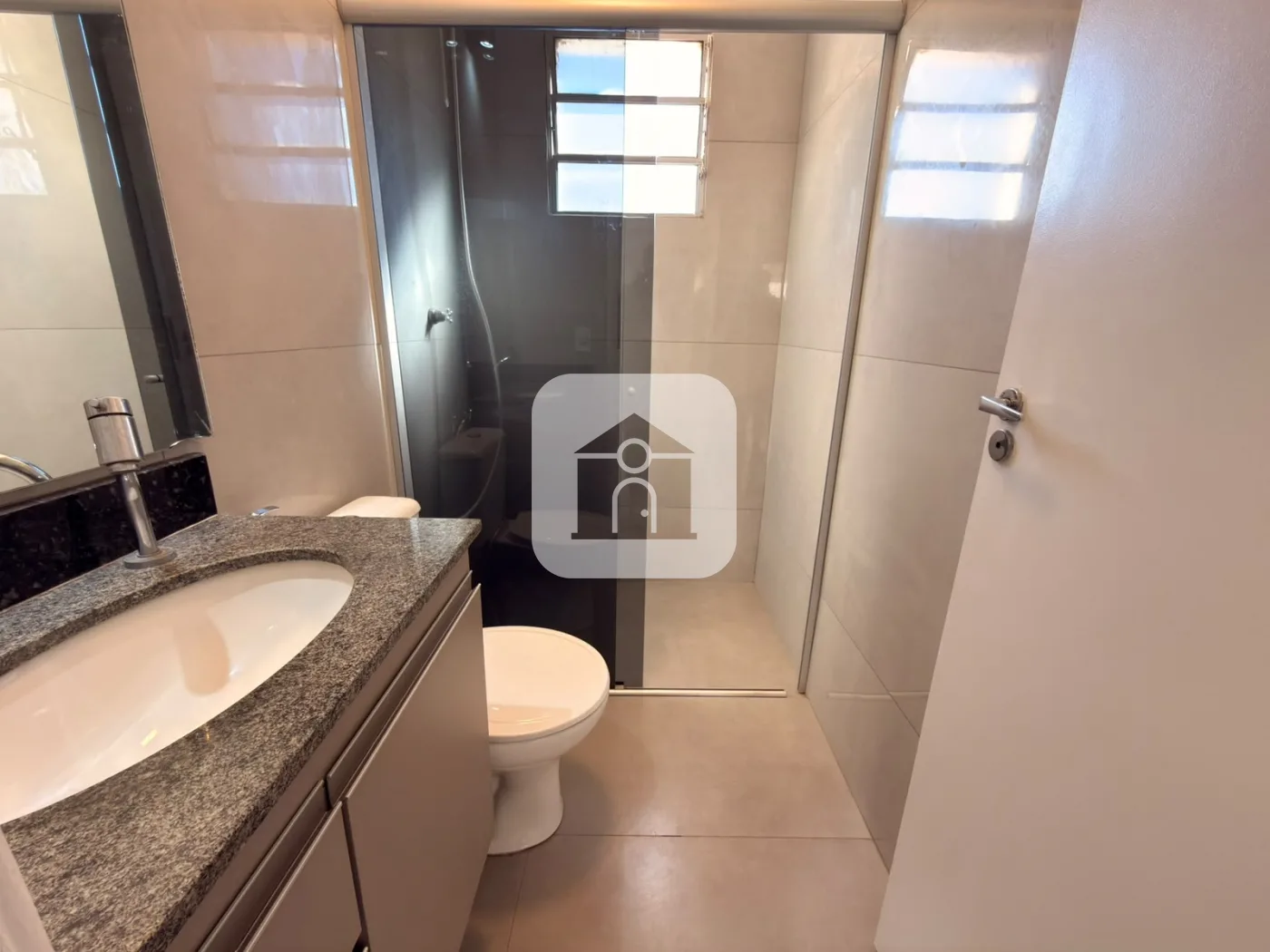 Alugar Casa / Condom&iacute;nio ou Loteamento Fechado em Uberl&acirc;ndia R$ 4.500,00 - Foto 16