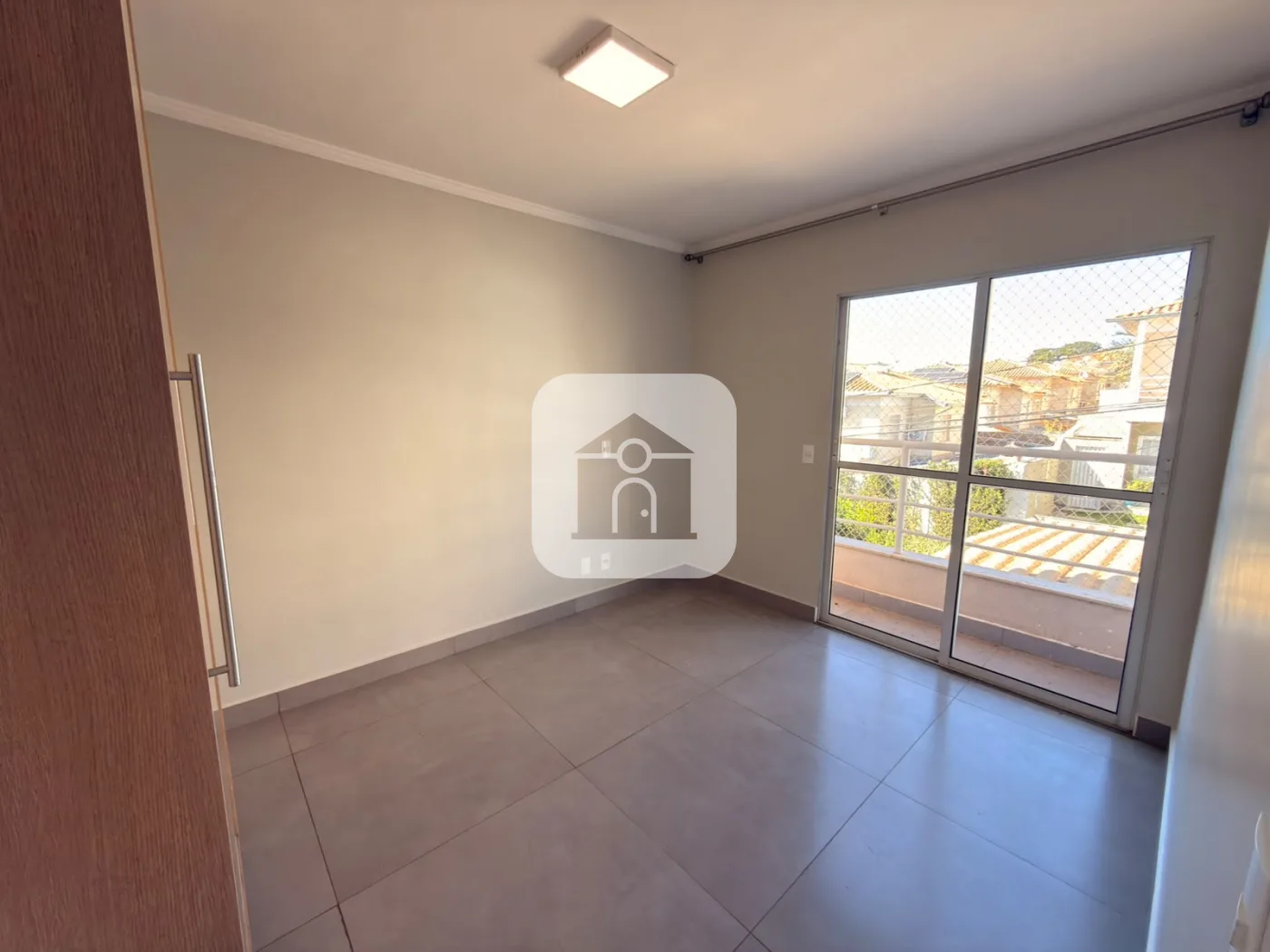 Alugar Casa / Condom&iacute;nio ou Loteamento Fechado em Uberl&acirc;ndia R$ 4.500,00 - Foto 8