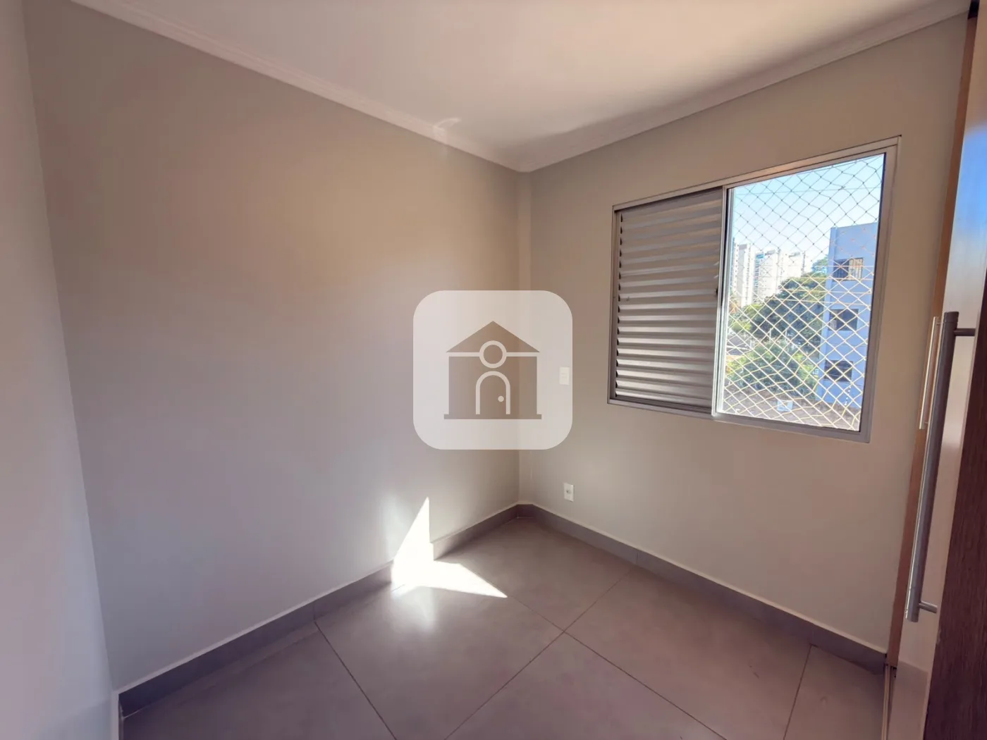 Alugar Casa / Condom&iacute;nio ou Loteamento Fechado em Uberl&acirc;ndia R$ 4.500,00 - Foto 13