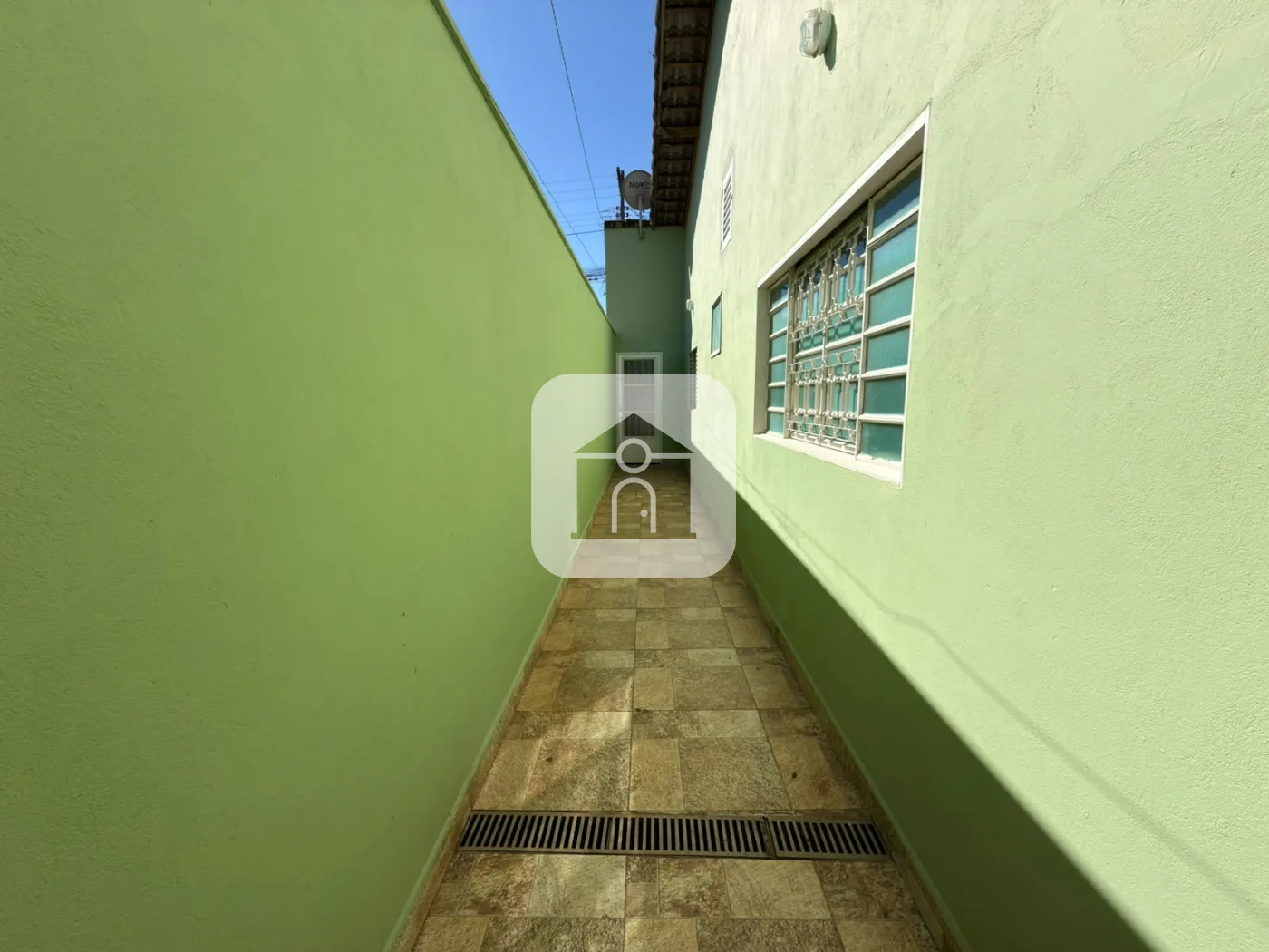 Alugar Casa / Padr&atilde;o em Uberl&acirc;ndia R$ 2.800,00 - Foto 18