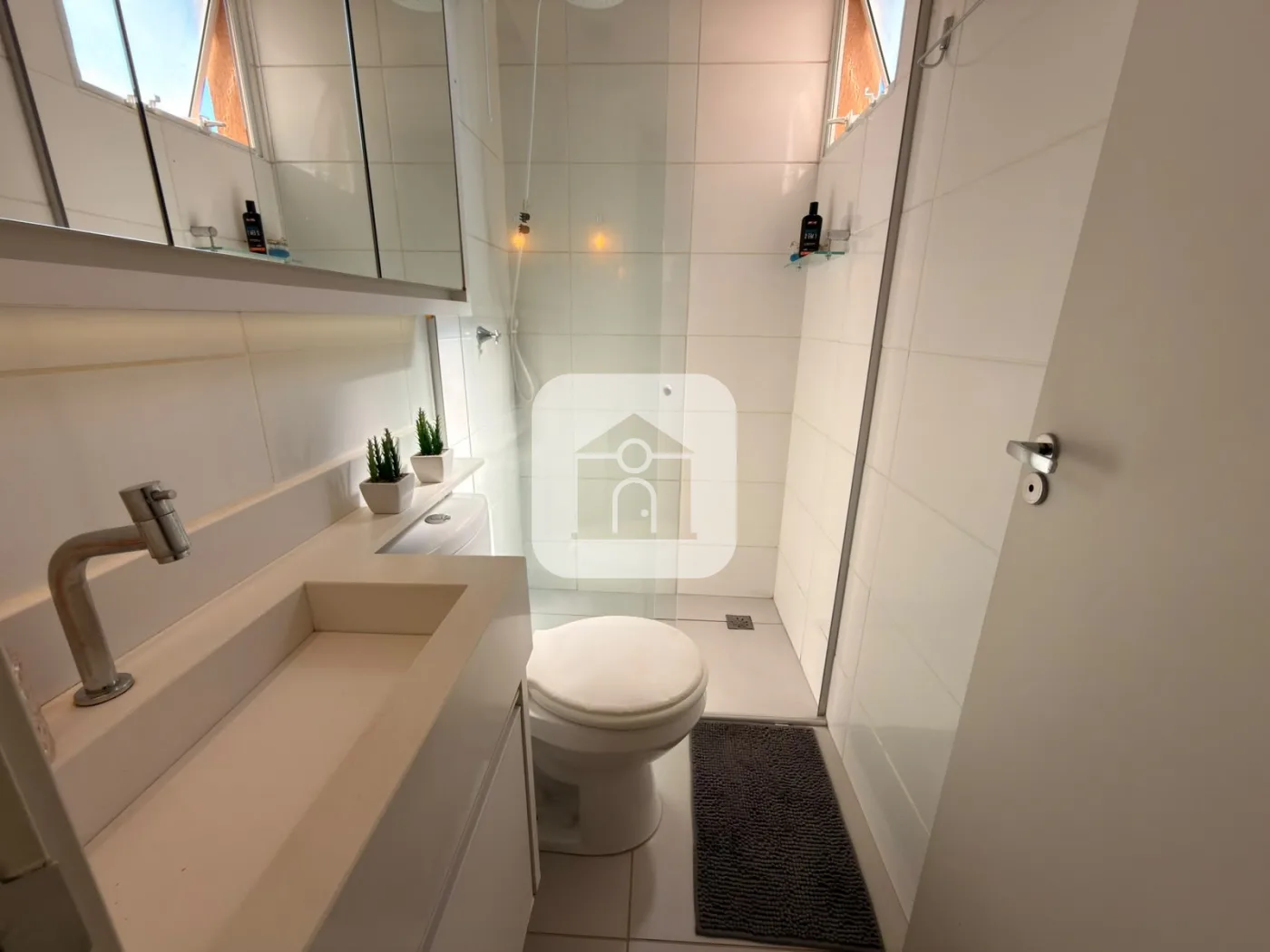 Alugar Apartamento / Padr&atilde;o em Uberlandia R$ 2.600,00 - Foto 15