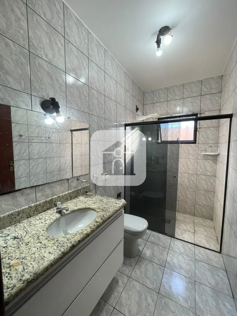 Alugar Casa / Padr&atilde;o em Uberl&acirc;ndia R$ 3.900,00 - Foto 13