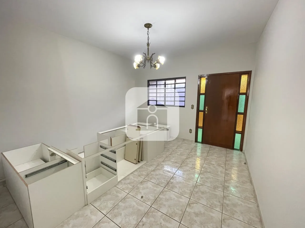 Alugar Casa / Padr&atilde;o em Uberl&acirc;ndia R$ 3.900,00 - Foto 4