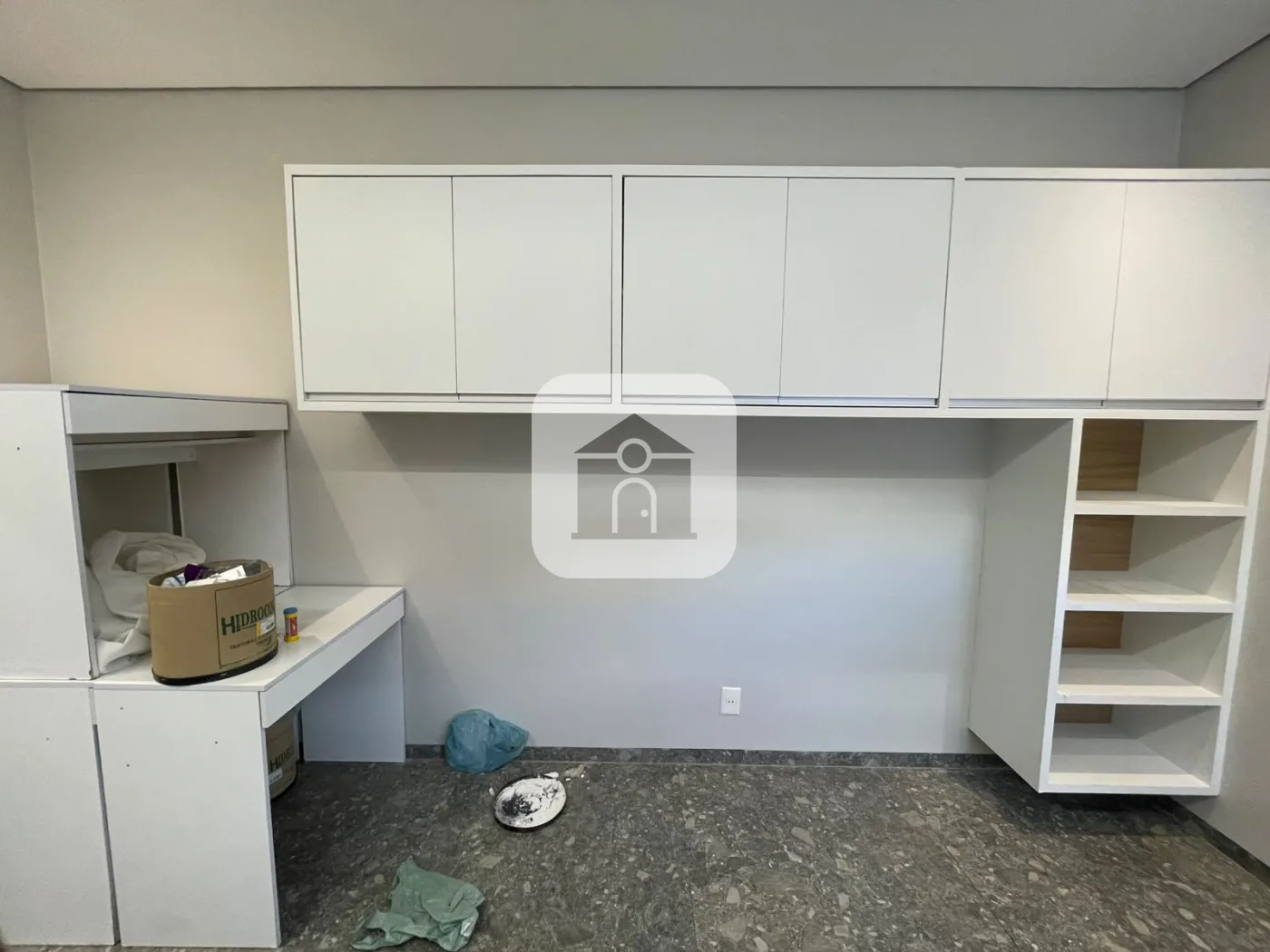 Alugar Comercial / Sala Comercial Condom&iacute;nio em Uberl&acirc;ndia R$ 1.550,00 - Foto 2