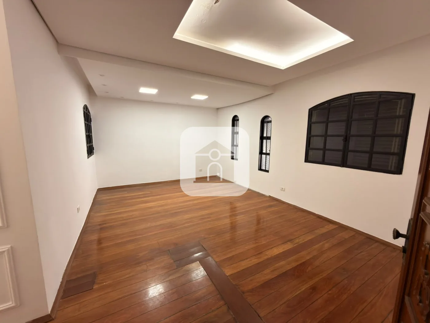 Alugar Casa / Padr&atilde;o em Uberl&acirc;ndia R$ 3.200,00 - Foto 3
