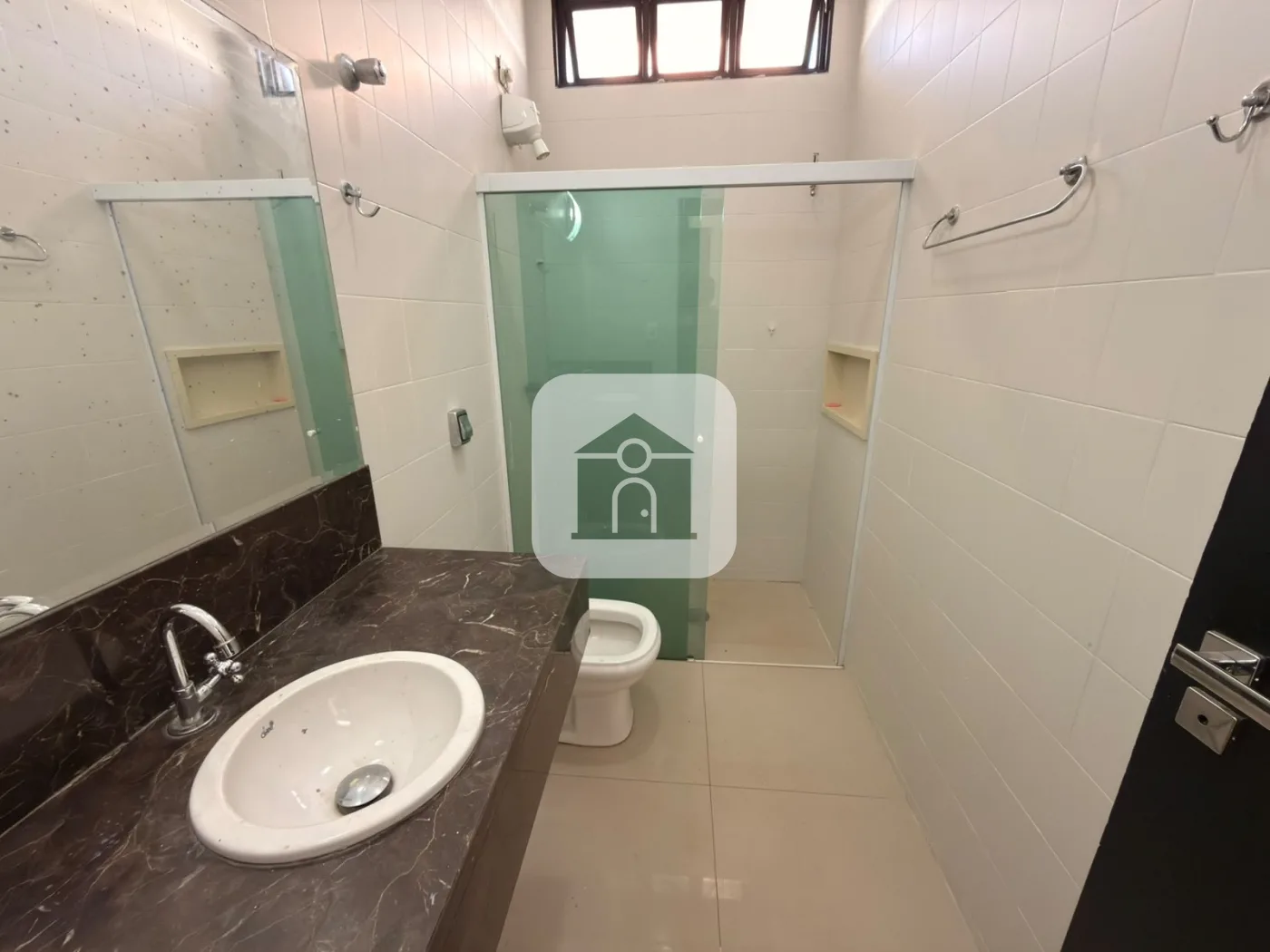 Alugar Casa / Padr&atilde;o em Uberl&acirc;ndia R$ 3.200,00 - Foto 18