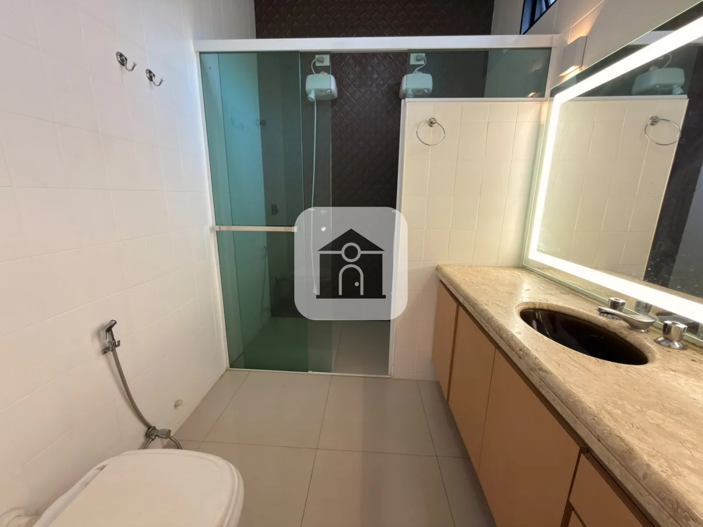 Alugar Casa / Padr&atilde;o em Uberl&acirc;ndia R$ 3.200,00 - Foto 19