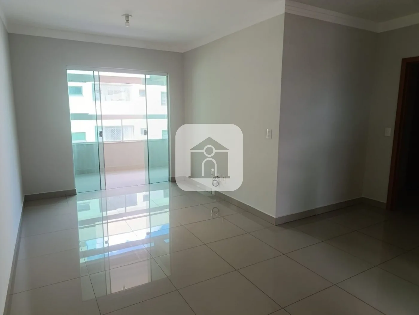 Comprar Apartamento / Padr&atilde;o em Uberl&acirc;ndia R$ 700.000,00 - Foto 2