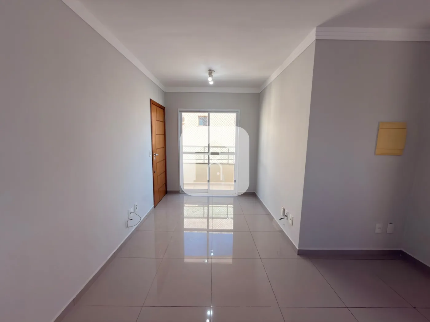 Alugar Apartamento / Padr&atilde;o em Uberl&acirc;ndia R$ 1.700,00 - Foto 1