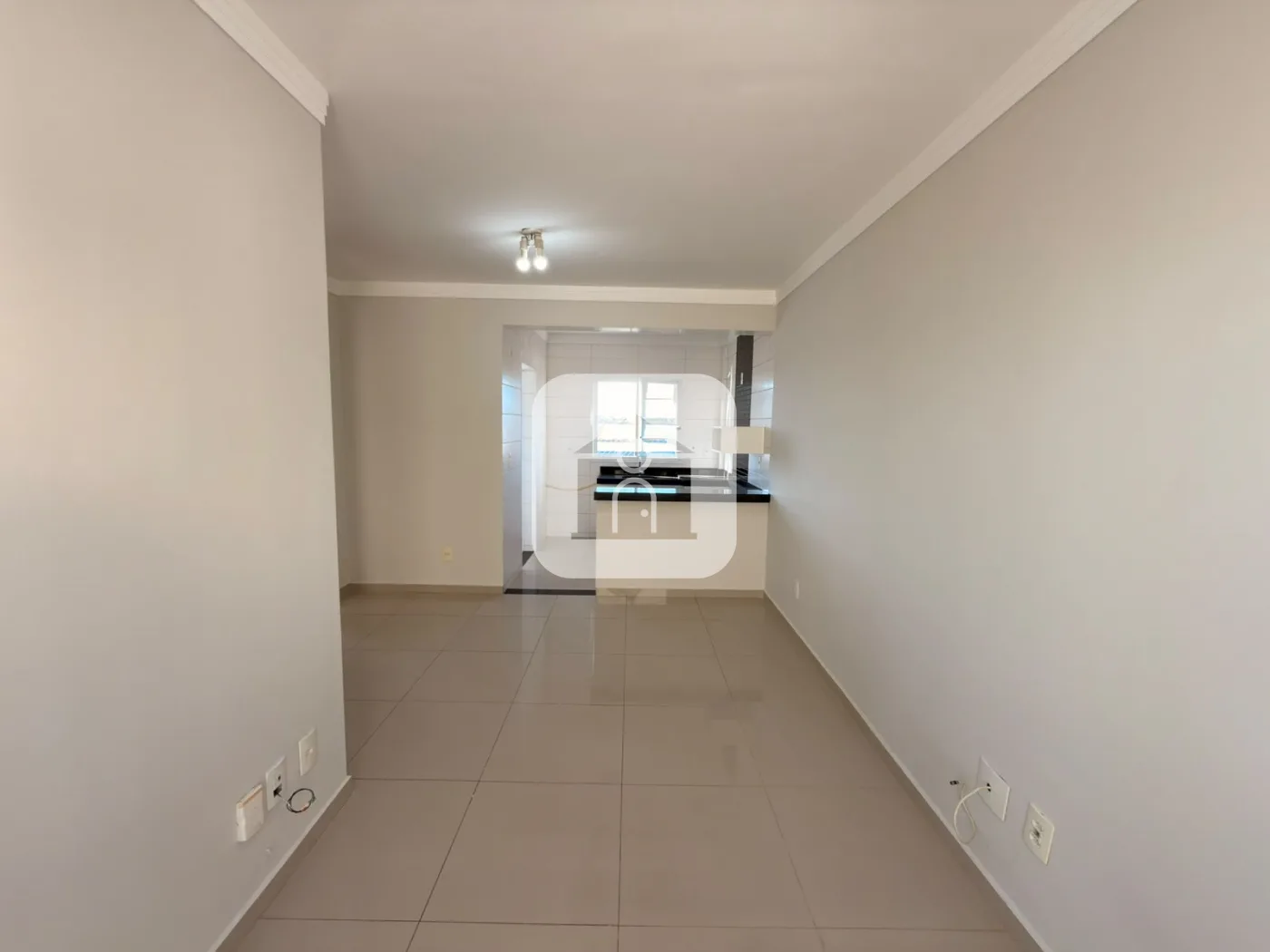 Alugar Apartamento / Padr&atilde;o em Uberl&acirc;ndia R$ 1.700,00 - Foto 3
