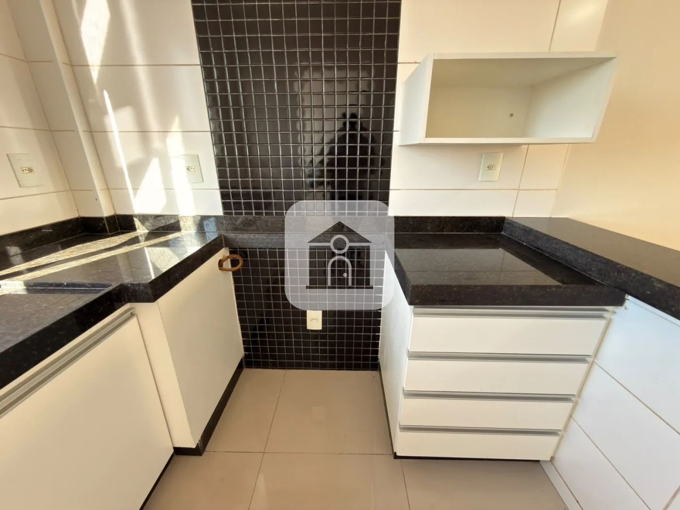 Alugar Apartamento / Padr&atilde;o em Uberl&acirc;ndia R$ 1.700,00 - Foto 7