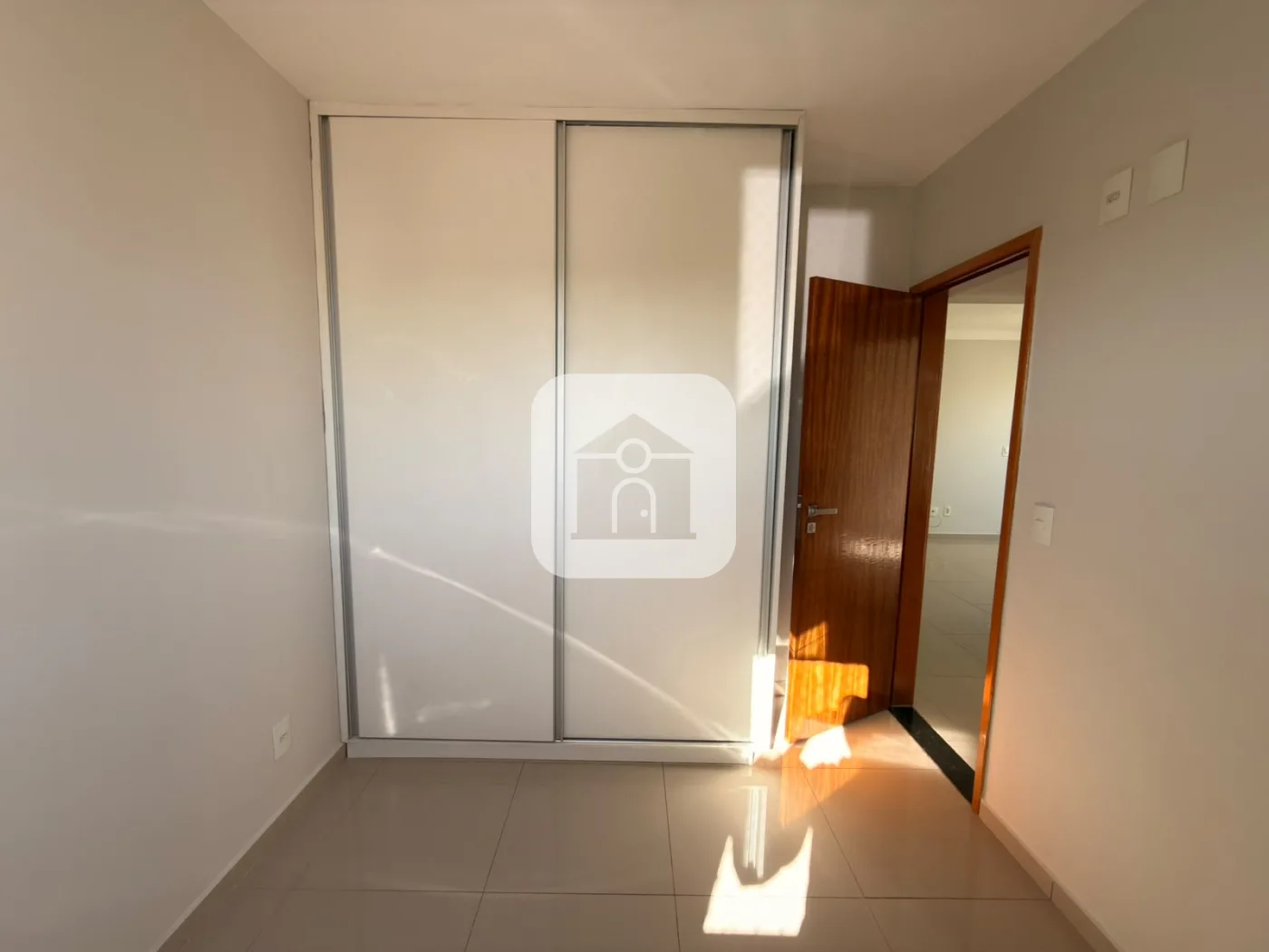 Alugar Apartamento / Padr&atilde;o em Uberl&acirc;ndia R$ 1.700,00 - Foto 15