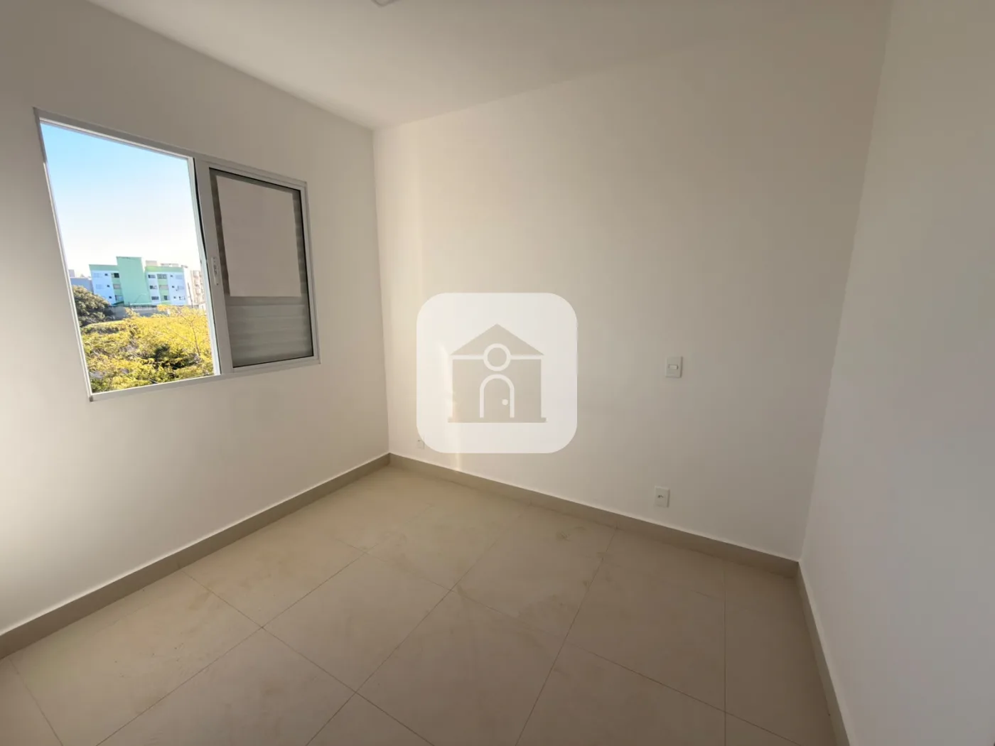 Alugar Apartamento / Padr&atilde;o em Uberl&acirc;ndia R$ 1.500,00 - Foto 11