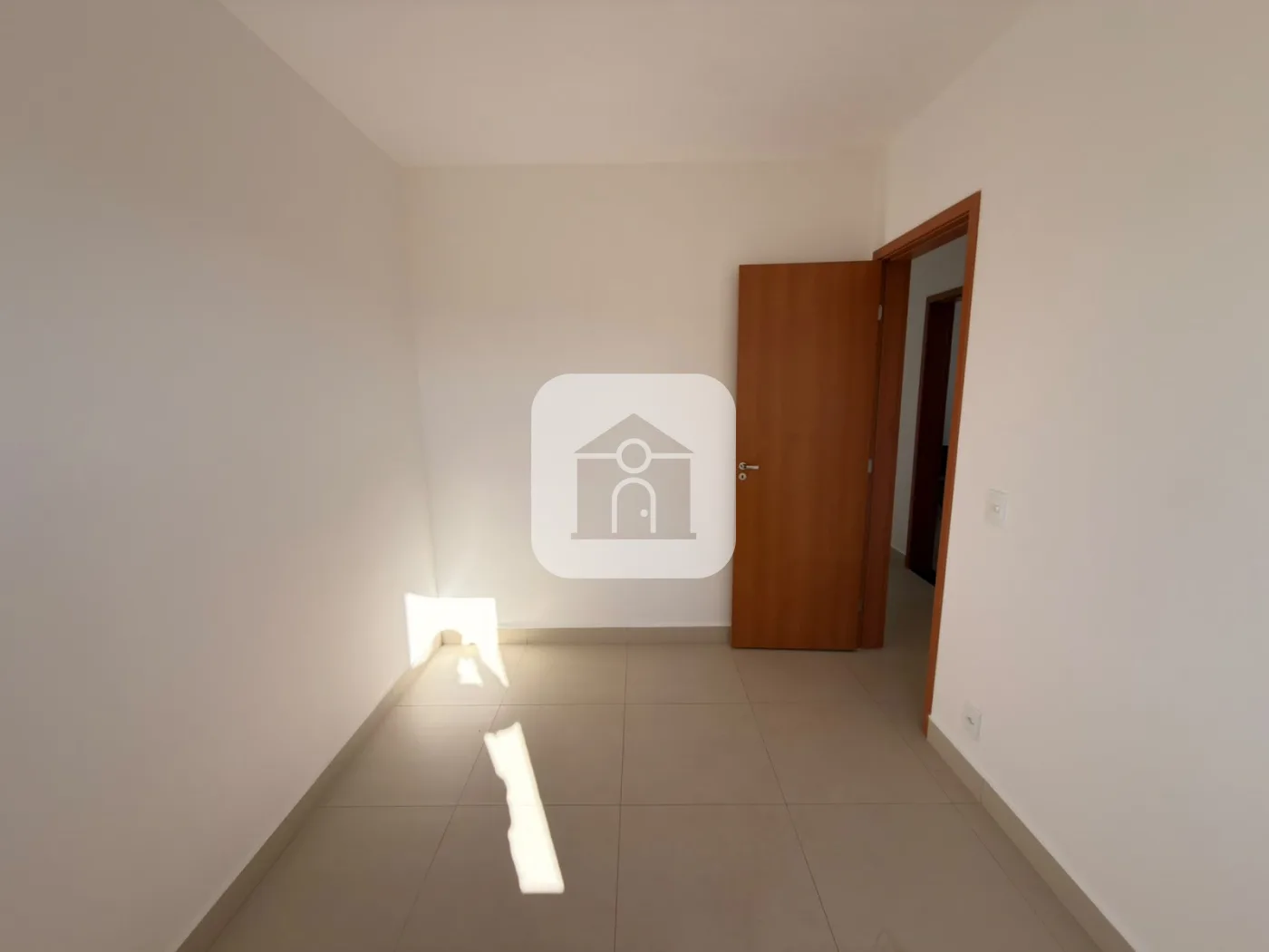 Alugar Apartamento / Padr&atilde;o em Uberl&acirc;ndia R$ 1.500,00 - Foto 12