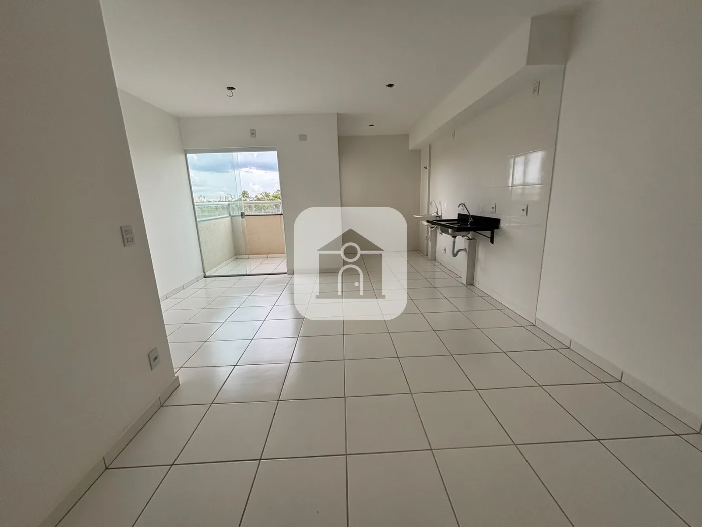 Comprar Apartamento / Padr&atilde;o em Uberl&acirc;ndia R$ 200.000,00 - Foto 1
