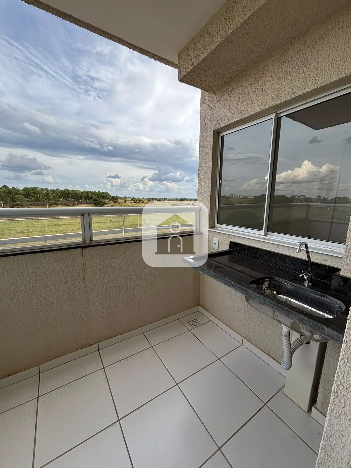 Comprar Apartamento / Padr&atilde;o em Uberl&acirc;ndia R$ 200.000,00 - Foto 5