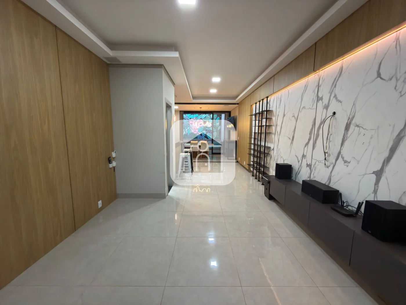 Alugar Casa / Padr&atilde;o em Uberl&acirc;ndia R$ 5.500,00 - Foto 3