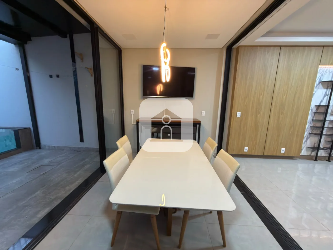 Alugar Casa / Padr&atilde;o em Uberl&acirc;ndia R$ 5.500,00 - Foto 8