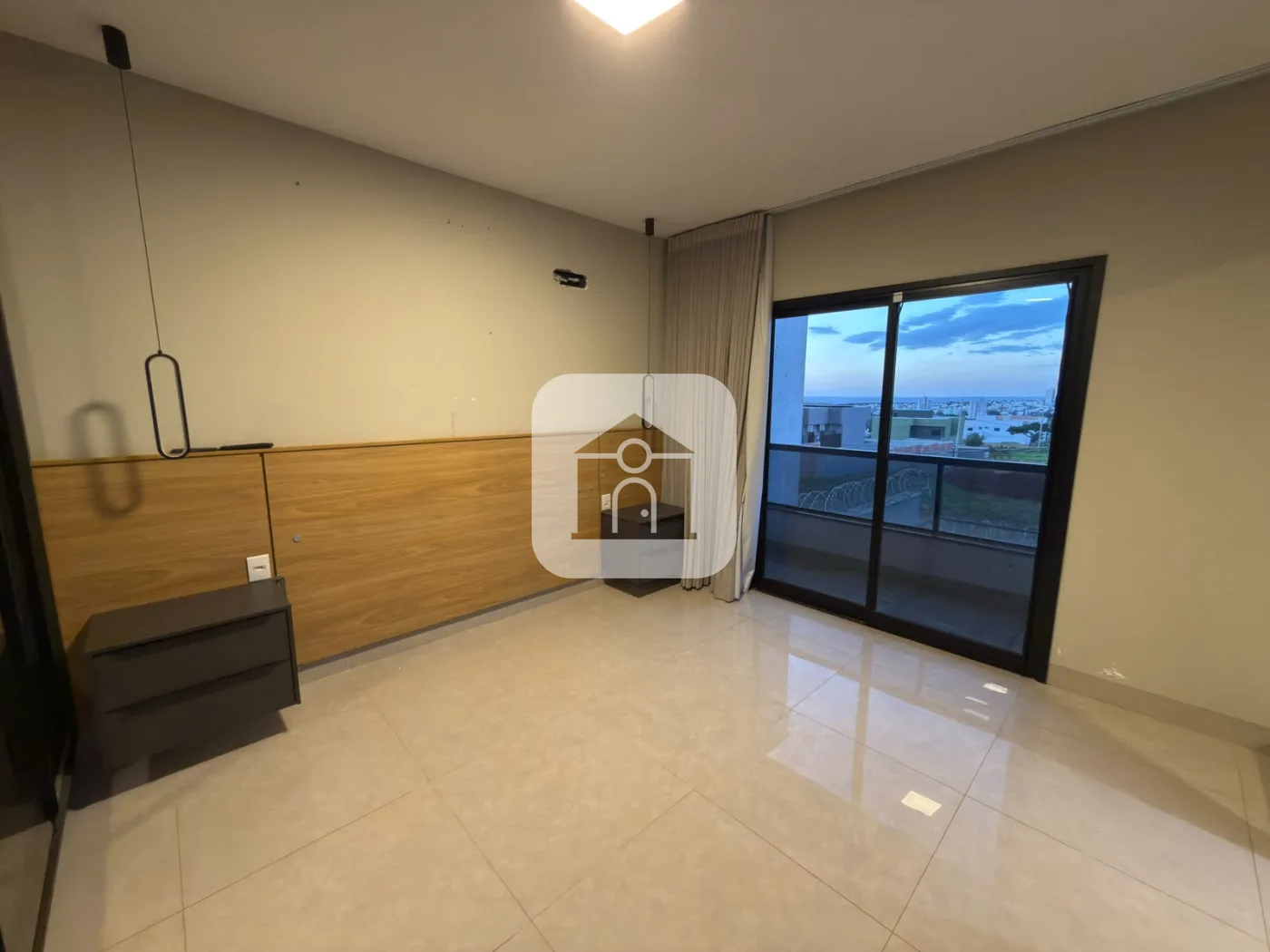 Alugar Casa / Padr&atilde;o em Uberl&acirc;ndia R$ 5.500,00 - Foto 15