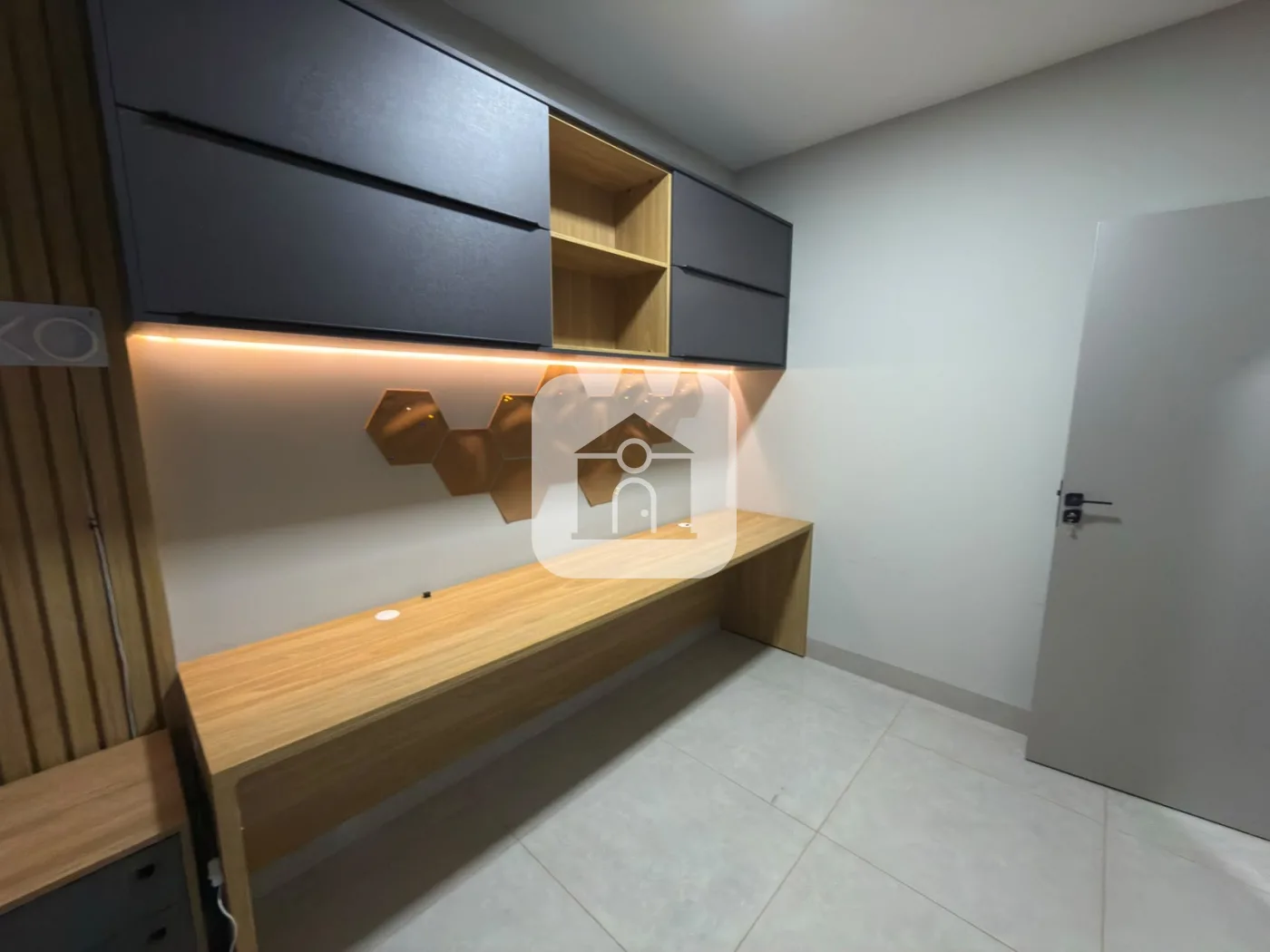 Alugar Casa / Padr&atilde;o em Uberl&acirc;ndia R$ 5.500,00 - Foto 17