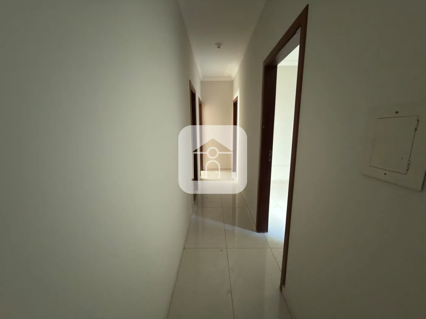 Alugar Casa / Padr&atilde;o em Uberl&acirc;ndia R$ 2.600,00 - Foto 6