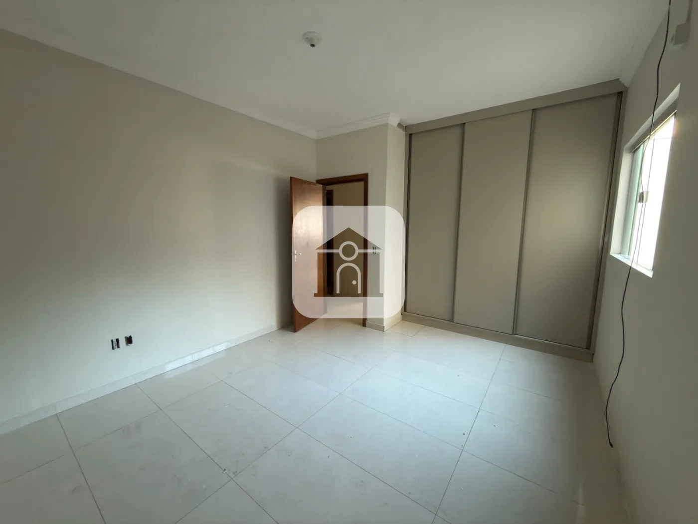 Alugar Casa / Padr&atilde;o em Uberl&acirc;ndia R$ 2.600,00 - Foto 9