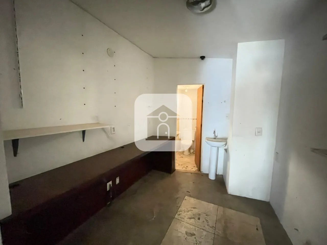 Alugar Comercial / Loja em Uberl&acirc;ndia R$ 3.400,00 - Foto 6