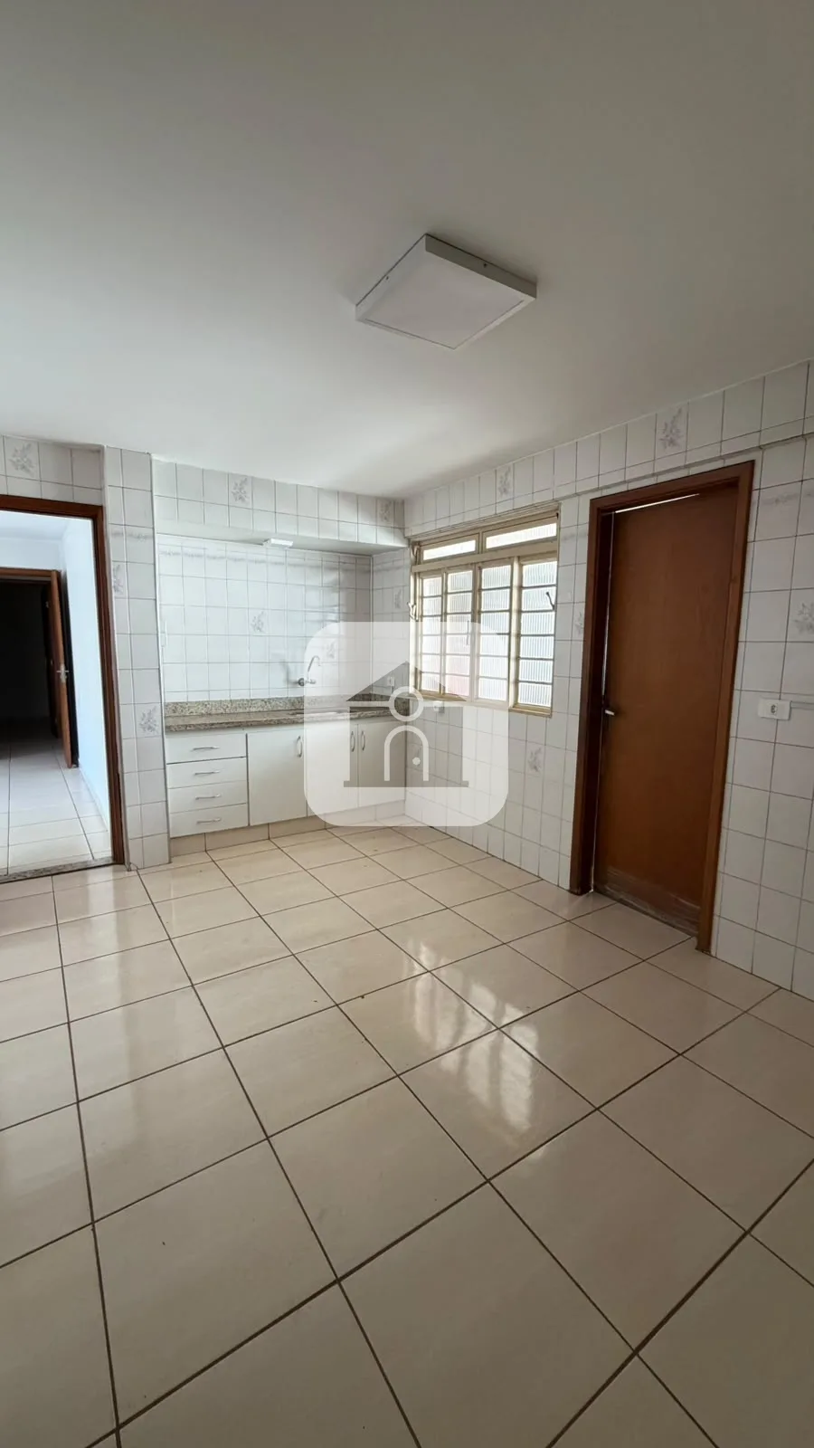 Comprar Apartamento / Padr&atilde;o em Uberl&acirc;ndia R$ 330.000,00 - Foto 6