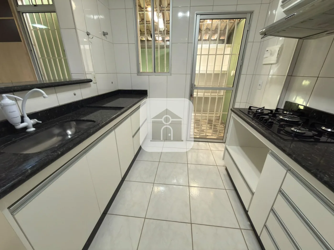 Alugar Apartamento / Padr&atilde;o em Uberl&acirc;ndia R$ 1.600,00 - Foto 5