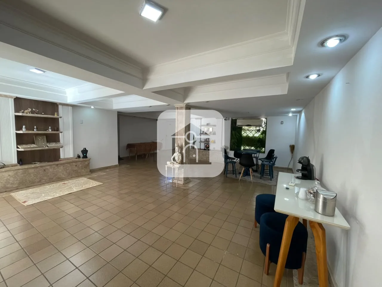 Alugar Comercial / Sala Comercial em Uberl&acirc;ndia R$ 1.800,00 - Foto 4