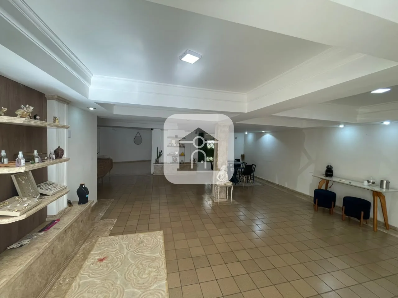 Alugar Comercial / Sala Comercial em Uberl&acirc;ndia R$ 1.800,00 - Foto 5