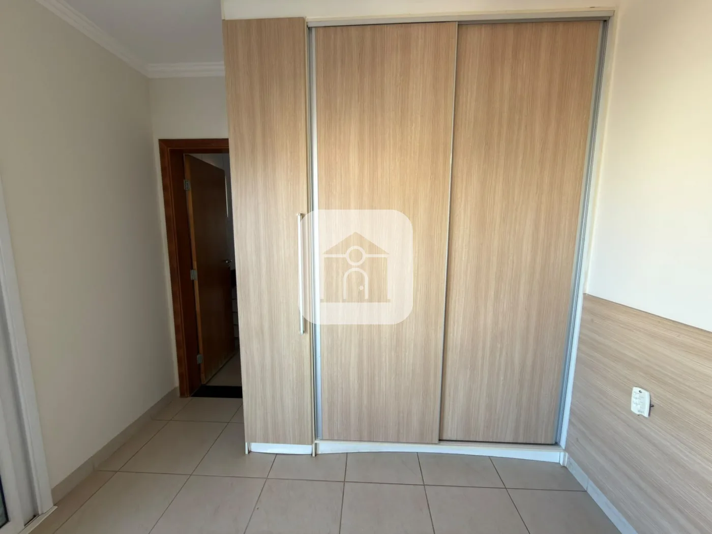 Alugar Apartamento / Padr&atilde;o em Uberl&acirc;ndia R$ 2.800,00 - Foto 12