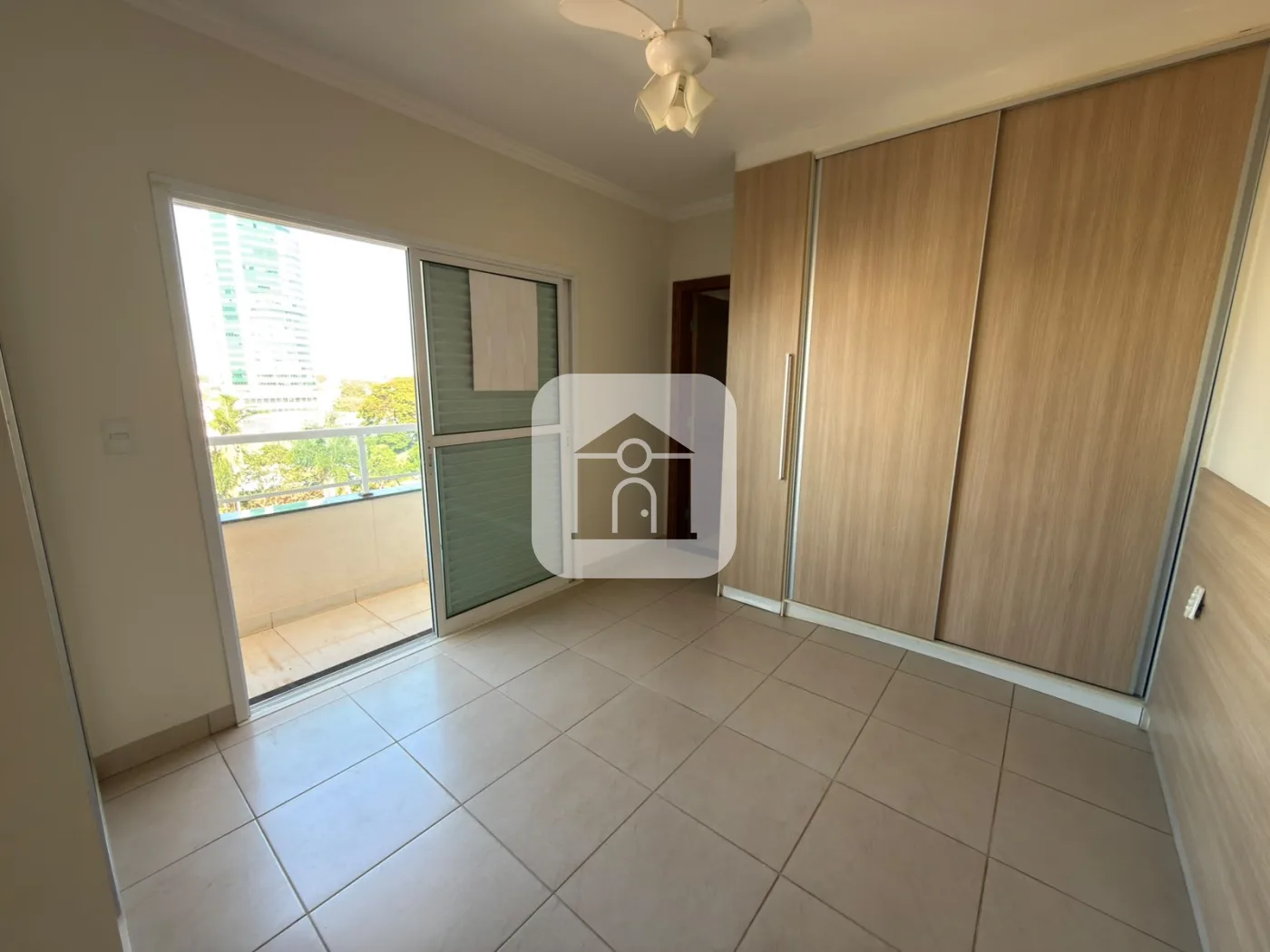 Alugar Apartamento / Padr&atilde;o em Uberl&acirc;ndia R$ 2.800,00 - Foto 13
