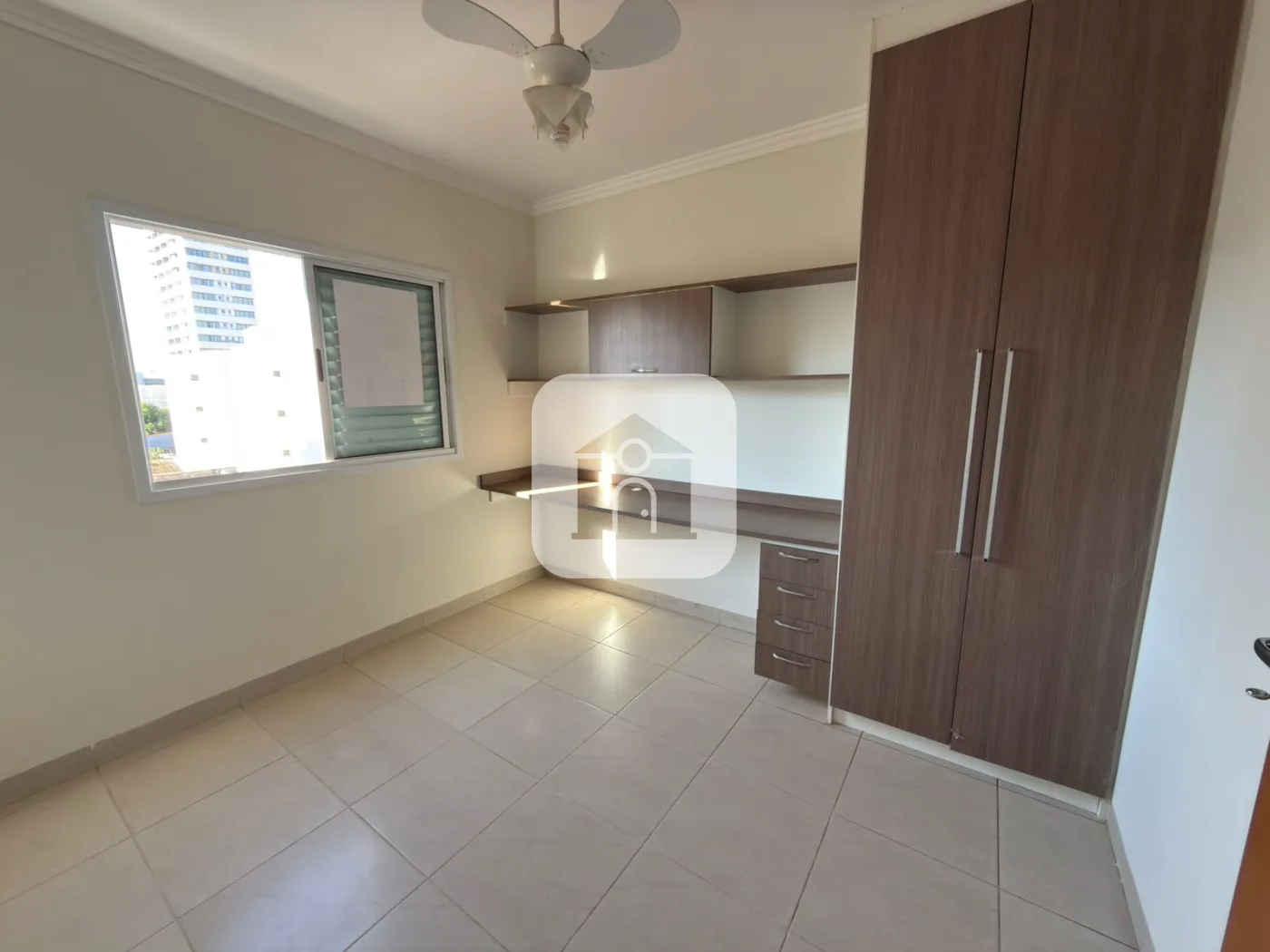 Alugar Apartamento / Padr&atilde;o em Uberl&acirc;ndia R$ 2.800,00 - Foto 19