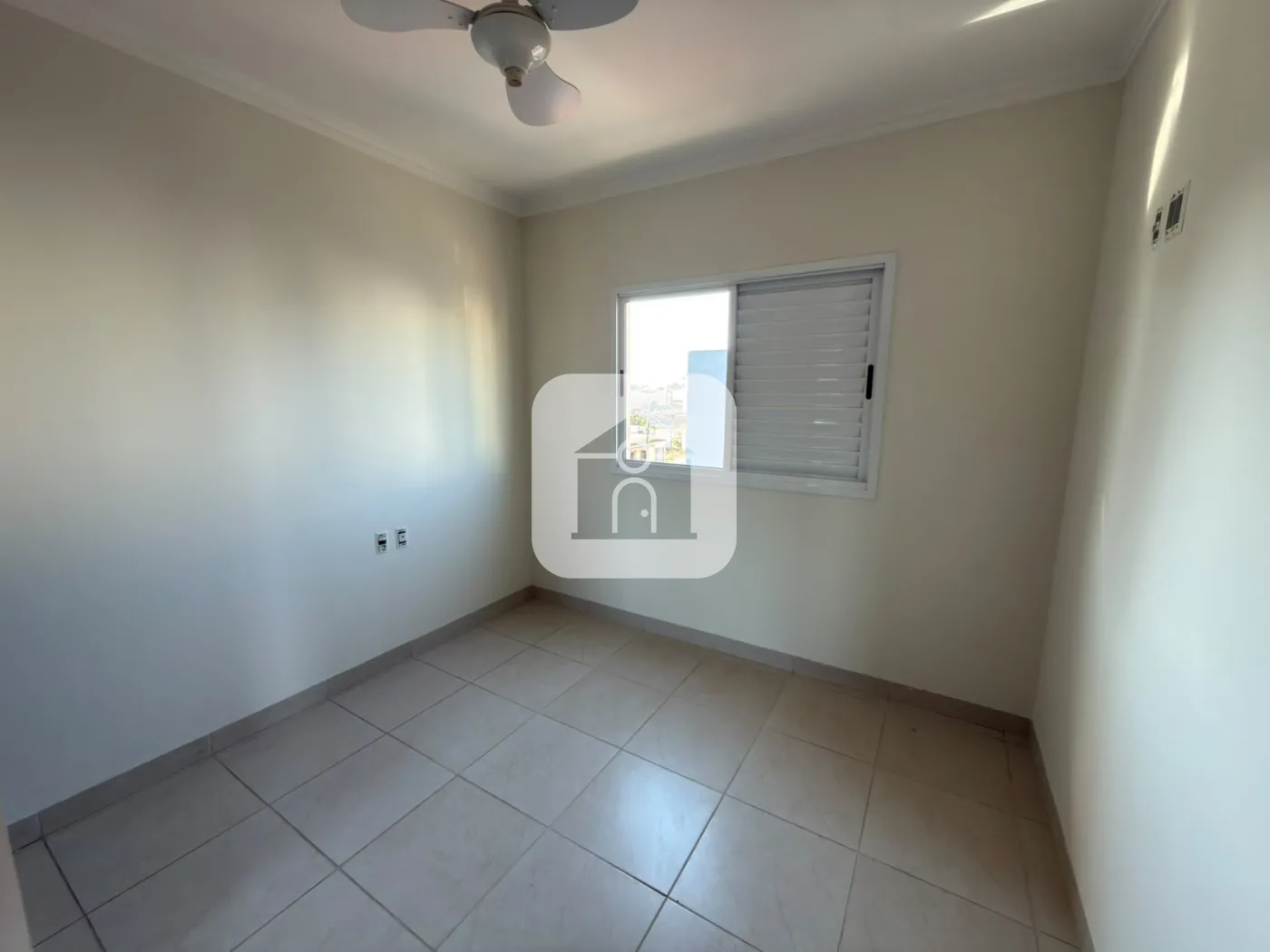 Alugar Apartamento / Padr&atilde;o em Uberl&acirc;ndia R$ 2.800,00 - Foto 23