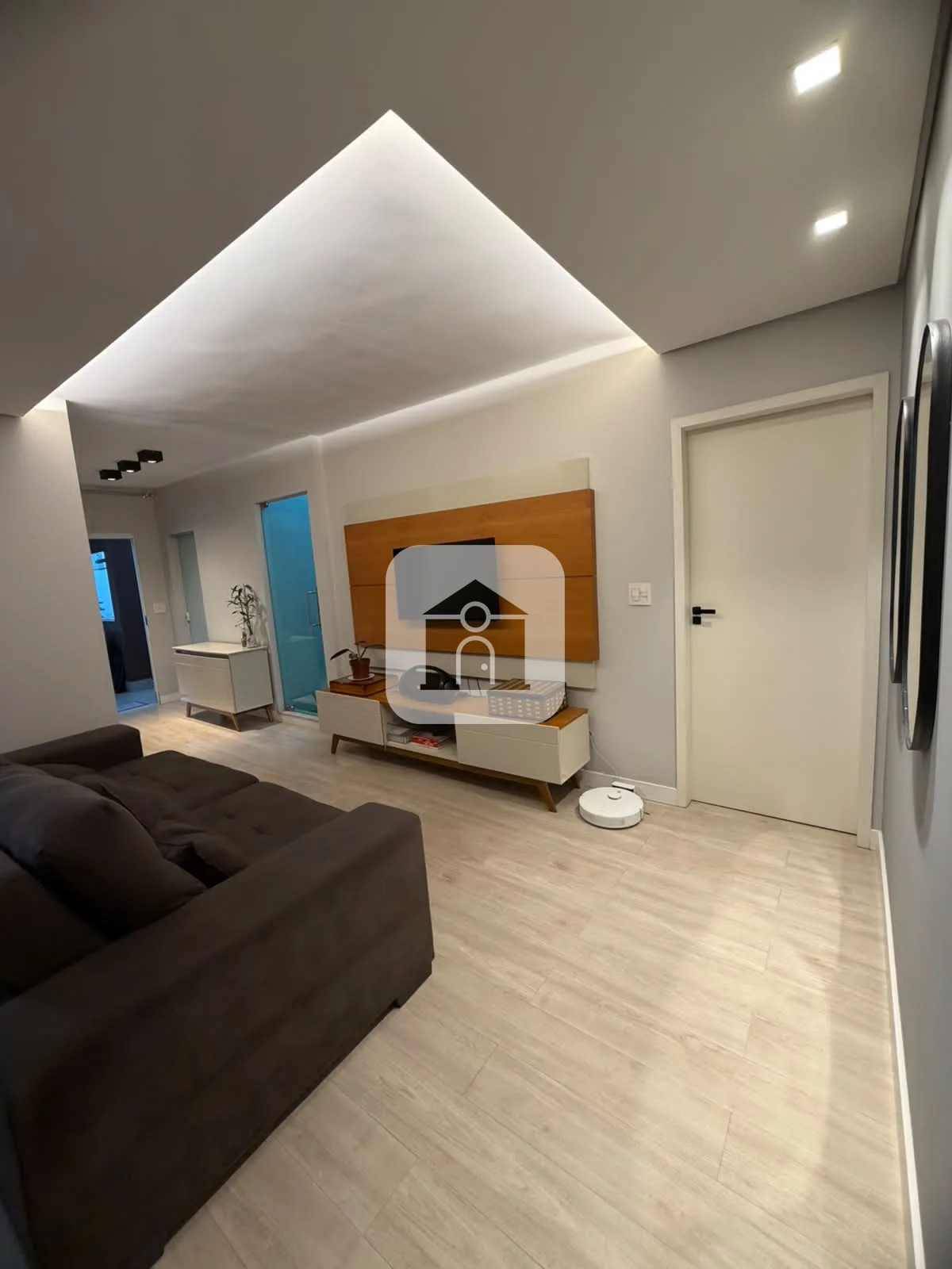 Alugar Casa / Padr&atilde;o em Uberl&acirc;ndia R$ 2.500,00 - Foto 1