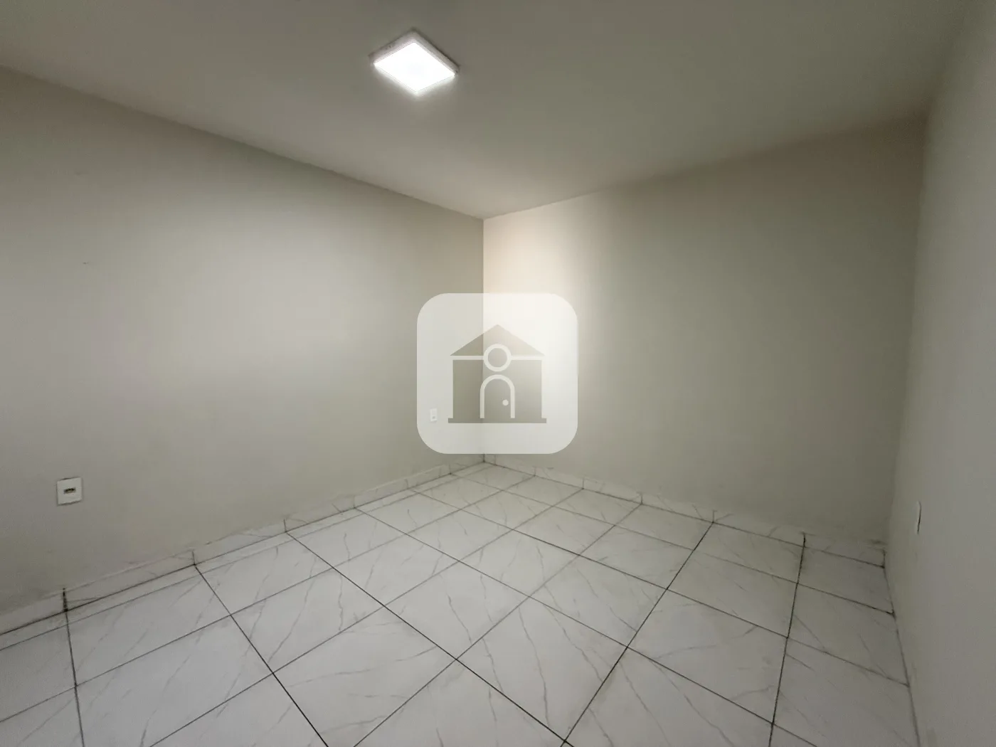 Alugar Casa / Padr&atilde;o em Uberl&acirc;ndia R$ 3.500,00 - Foto 5