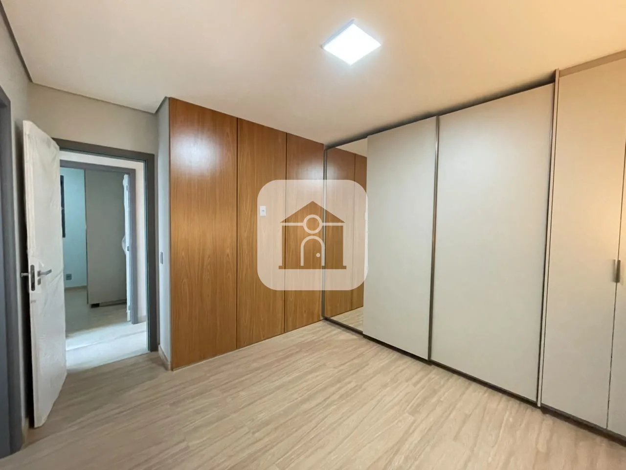 Alugar Apartamento / Padr&atilde;o em Uberl&acirc;ndia R$ 4.900,00 - Foto 12