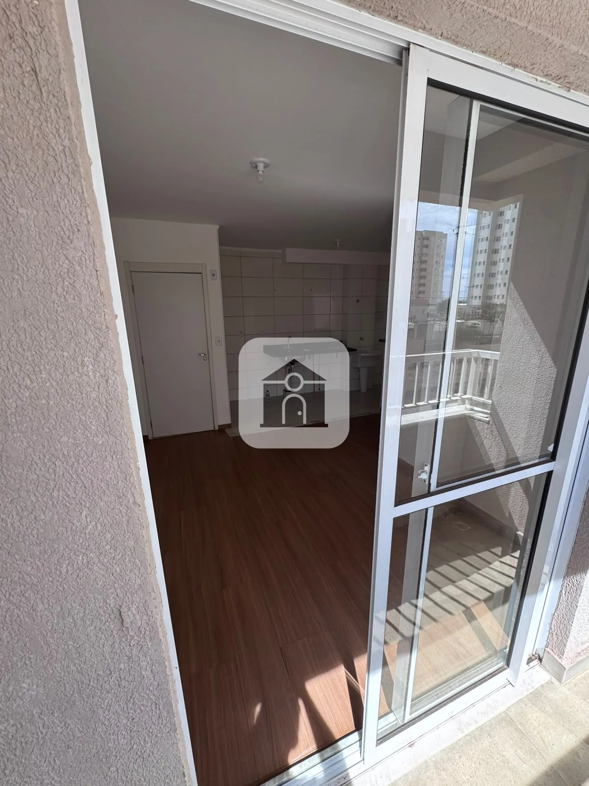 Alugar Apartamento / Padr&atilde;o em Uberl&acirc;ndia R$ 1.300,00 - Foto 3
