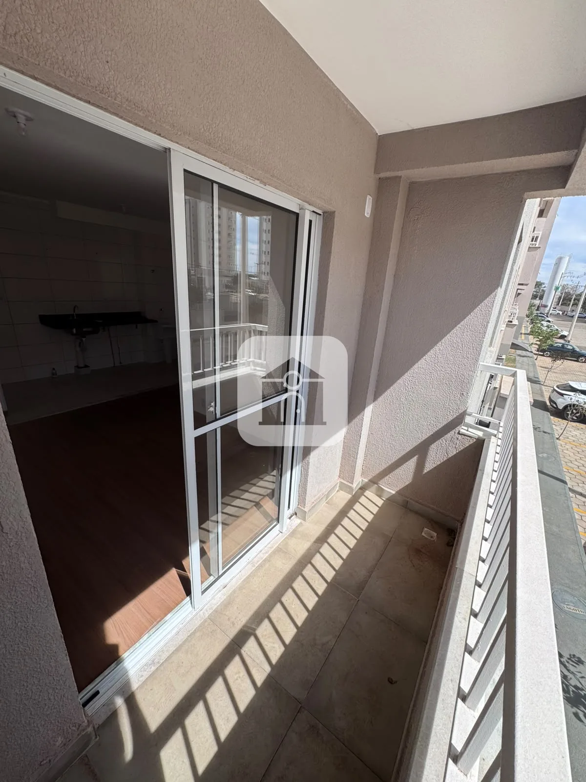 Alugar Apartamento / Padr&atilde;o em Uberl&acirc;ndia R$ 1.300,00 - Foto 2