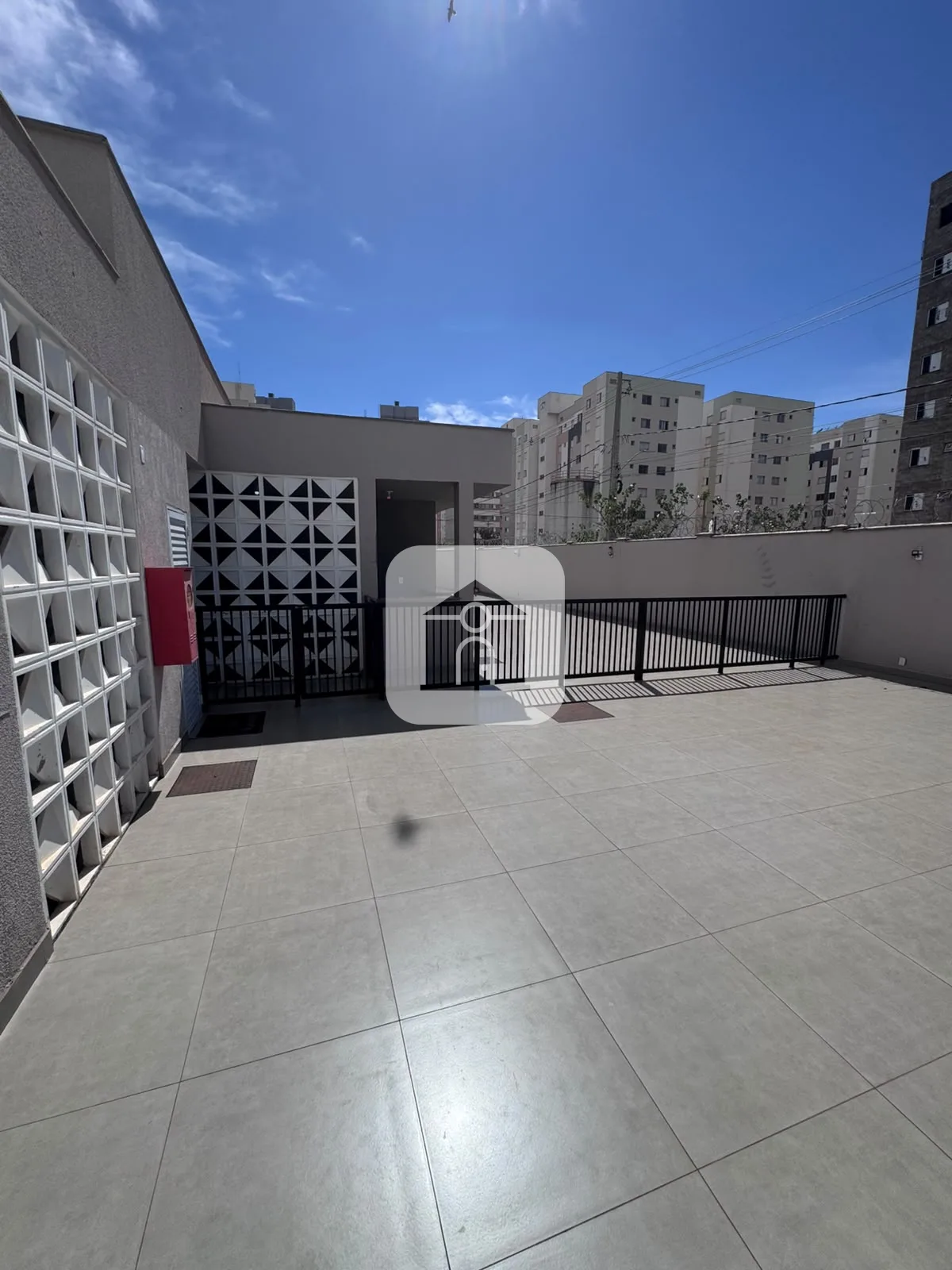 Alugar Apartamento / Padr&atilde;o em Uberl&acirc;ndia R$ 1.300,00 - Foto 15