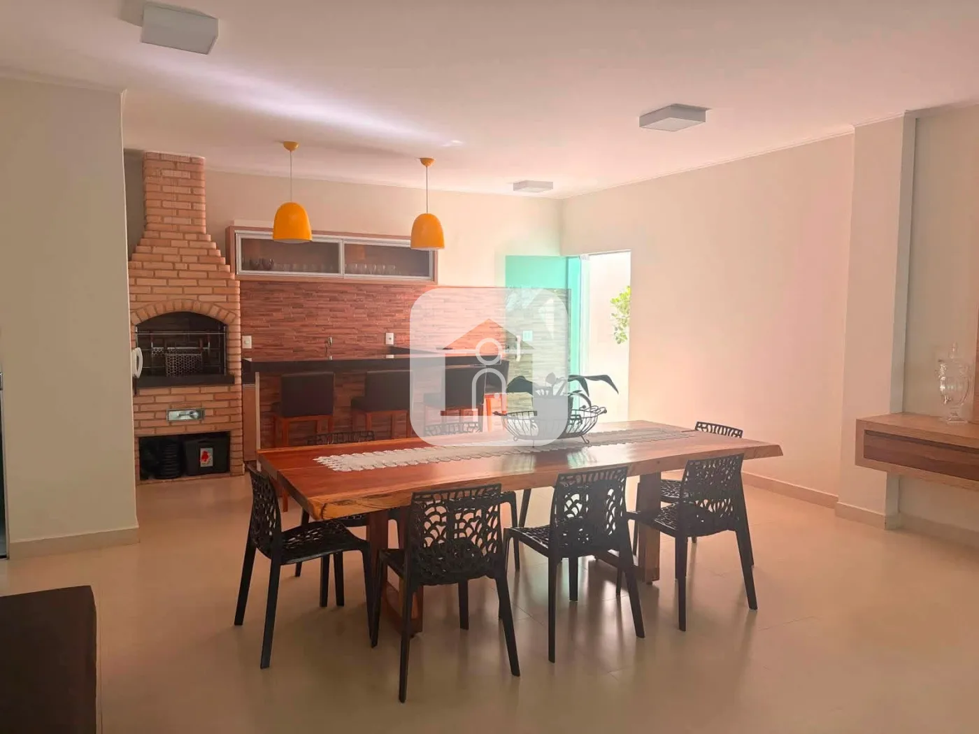 Comprar Casa / Padr&atilde;o em Uberl&acirc;ndia R$ 750.000,00 - Foto 14