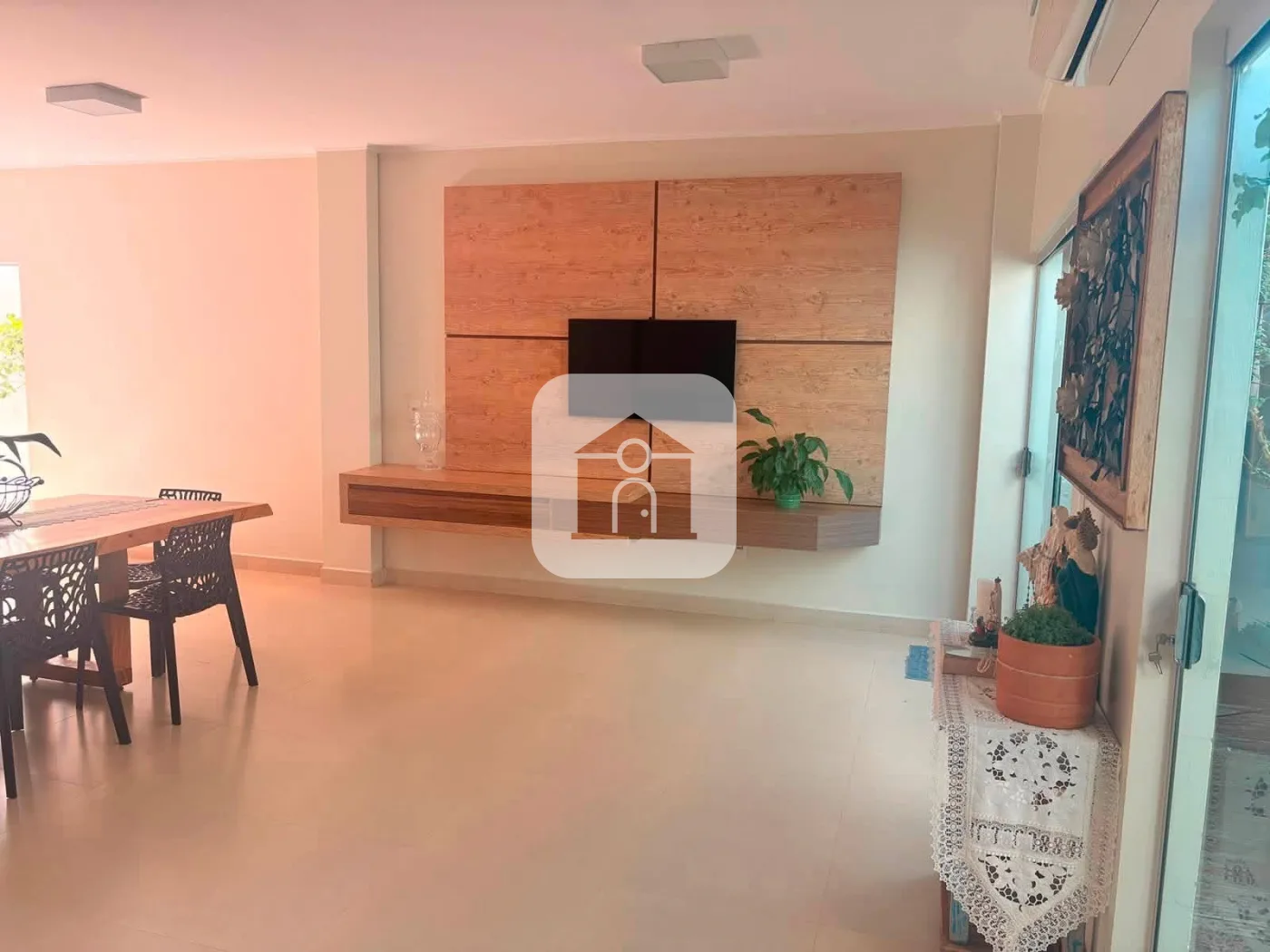 Comprar Casa / Padr&atilde;o em Uberl&acirc;ndia R$ 750.000,00 - Foto 8