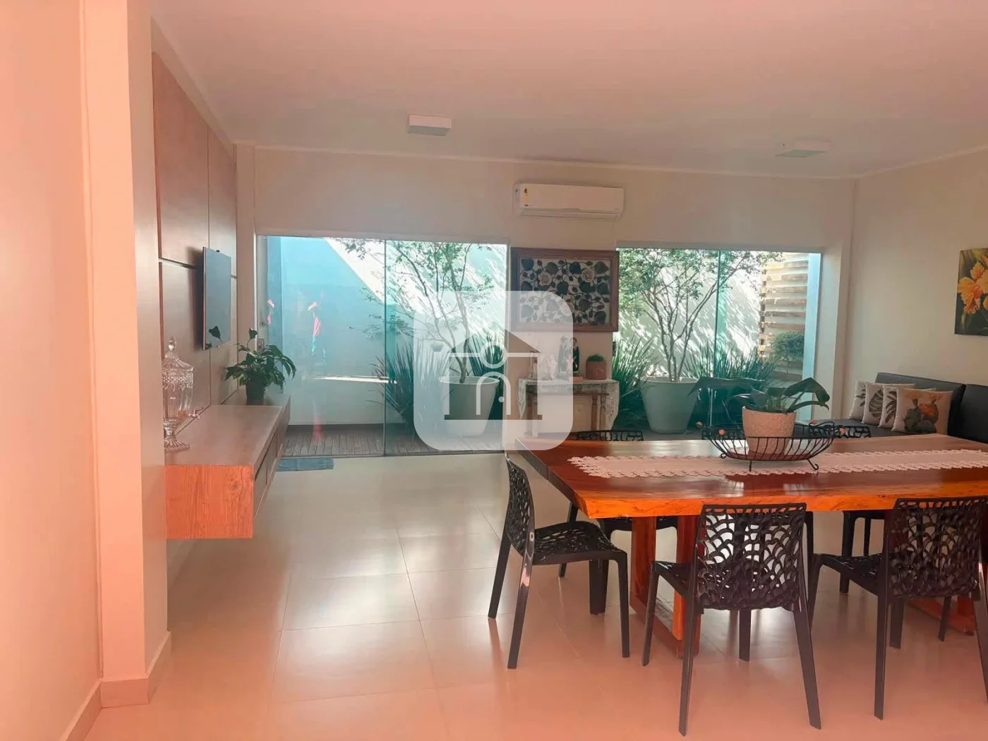 Comprar Casa / Padr&atilde;o em Uberl&acirc;ndia R$ 750.000,00 - Foto 16