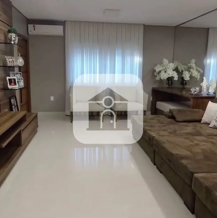 Comprar Casa / Padr&atilde;o em Uberl&acirc;ndia R$ 750.000,00 - Foto 1